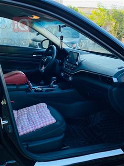 نيسان ألتيما